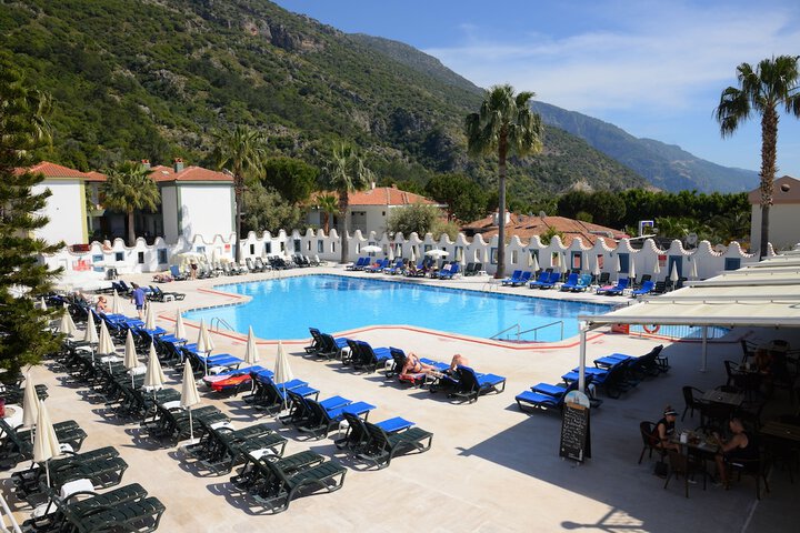 Pool Hotel