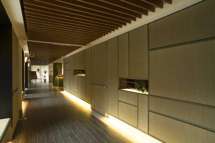 Ballroom/Hall 35 of 40