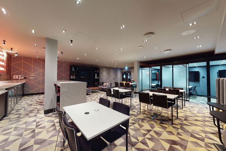 Business Center 45 of 50