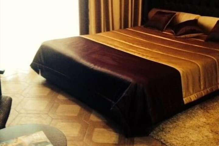 Room 21 of 35