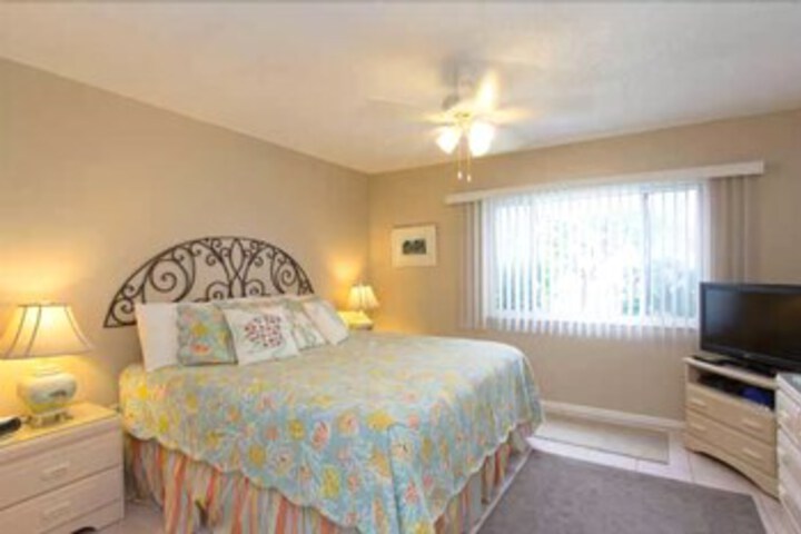 Room 40 of 42