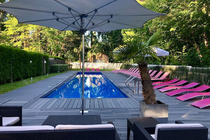 Pool 36 of 49