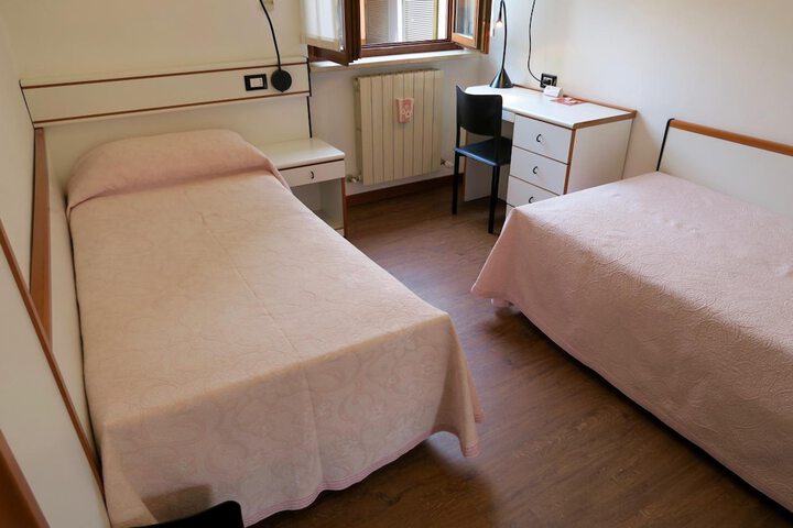 Room 19 of 54