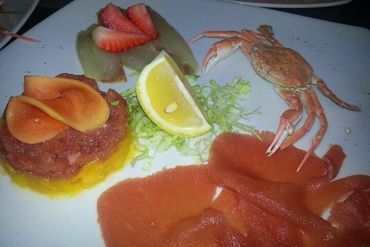 Dining 38 of 61