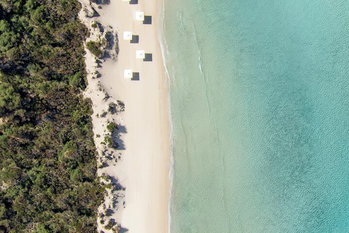 Beach 551 of 622