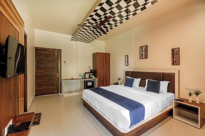 Room 14 of 44