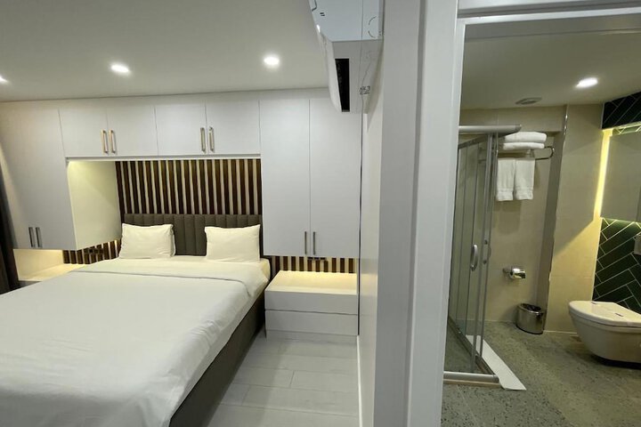 Room 36 of 129