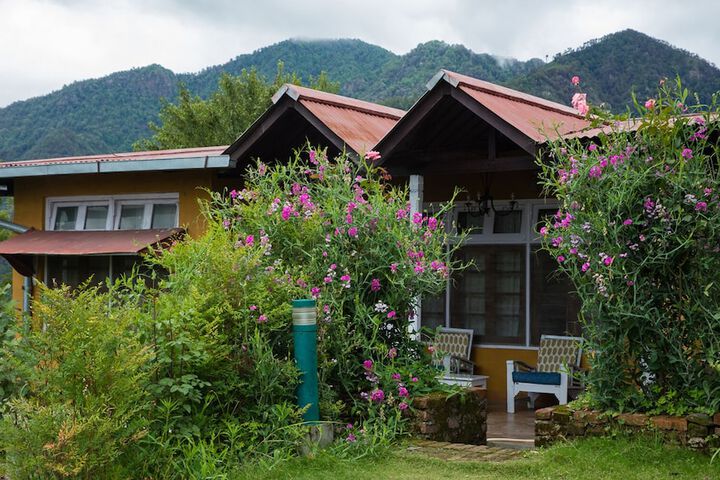 Hotel Entry