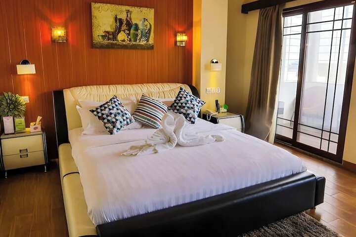 Room 10 of 61