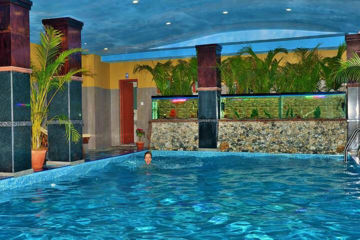 Pool 37 of 63