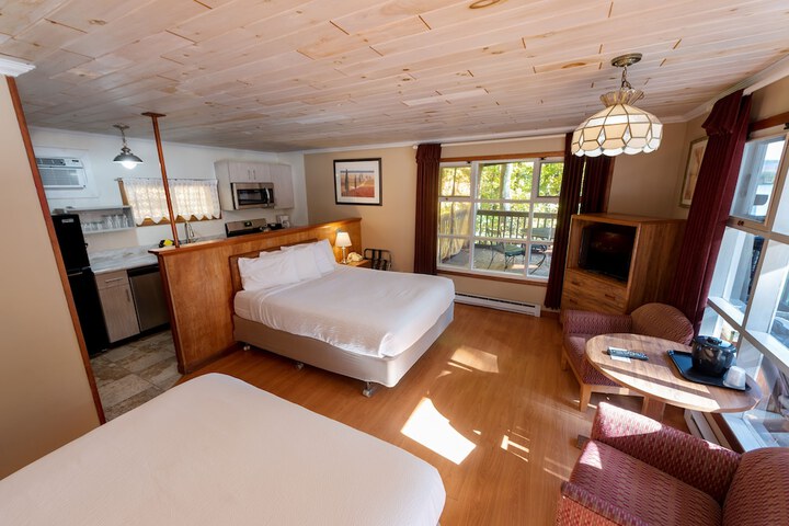 Room 16 of 225