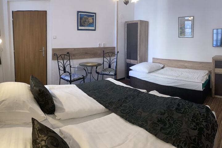Room 9 of 56