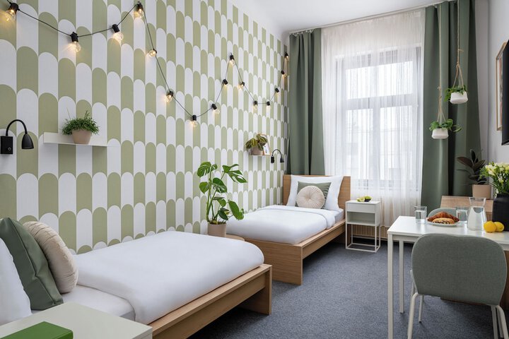 Room 8 of 51