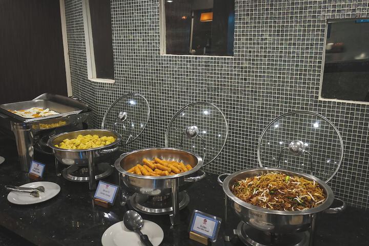 Dining 109 of 116