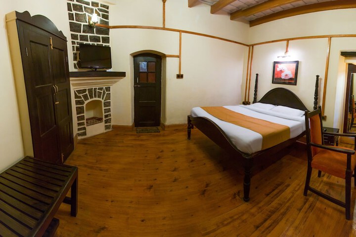 Room 9 of 148