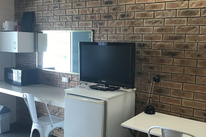 Room 8 of 41
