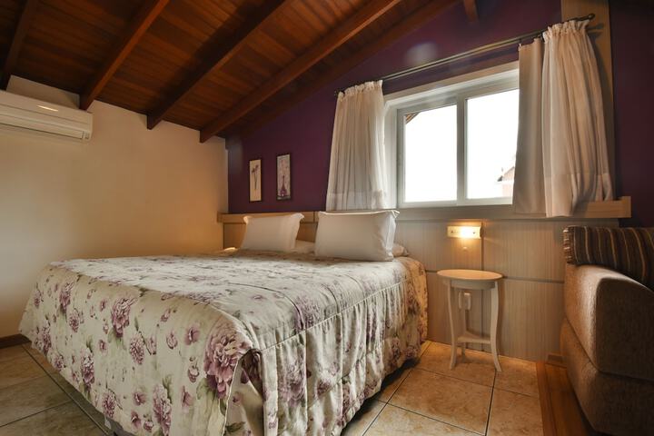 Room 15 of 25