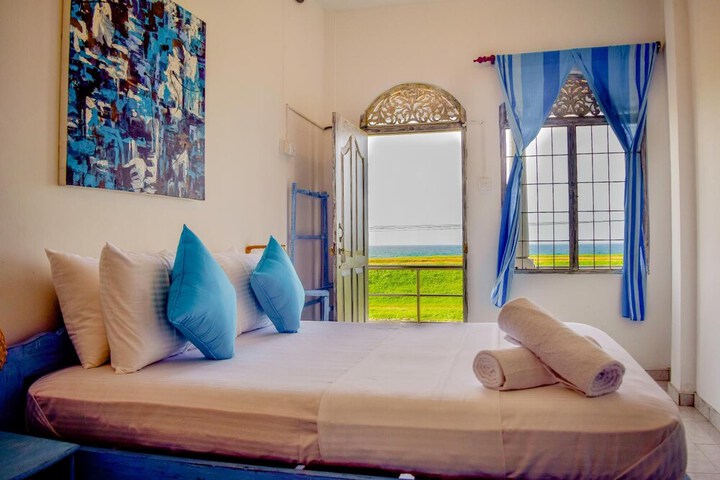Room 3 of 70