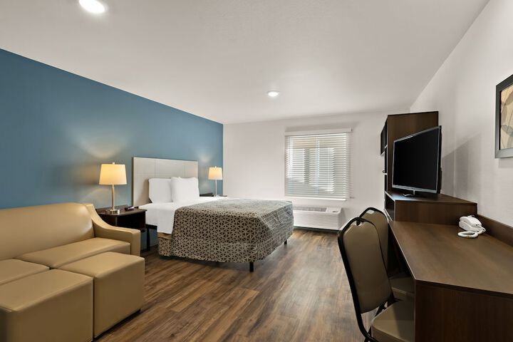 Room 13 of 29