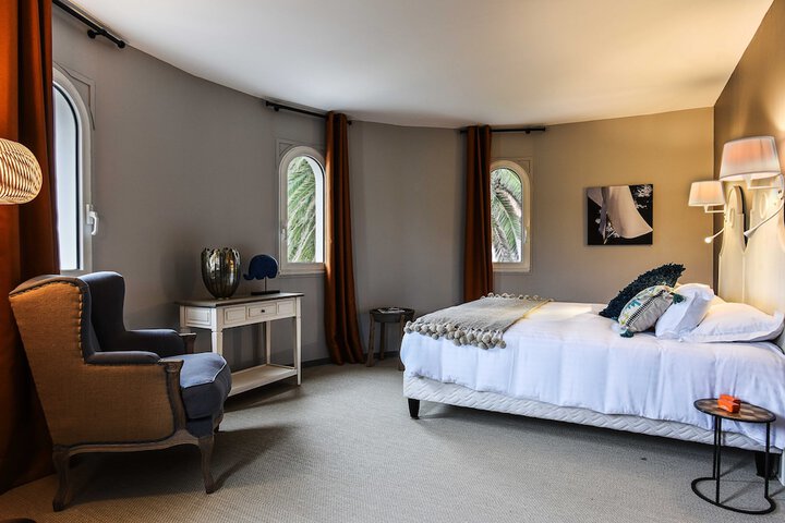 Room 20 of 104