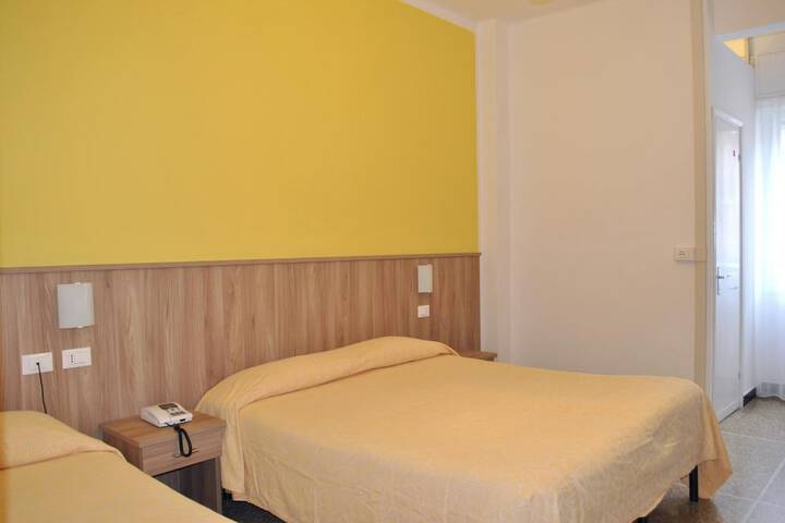 Room 21 of 57