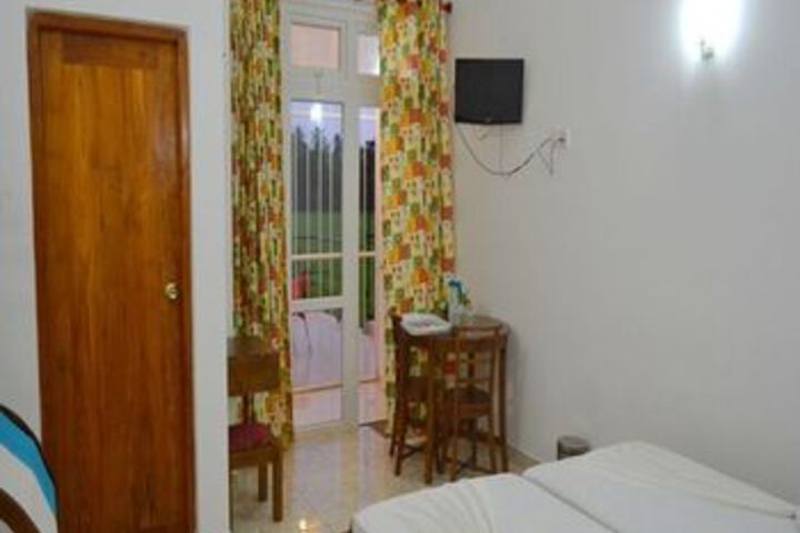 Room 25 of 71