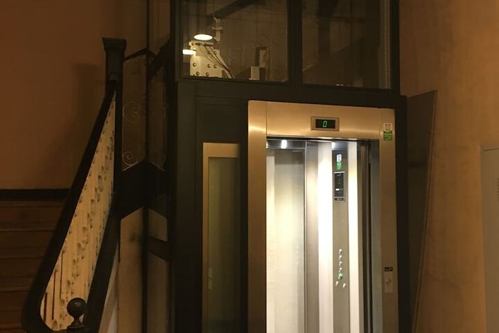 Hotel 6 of 109