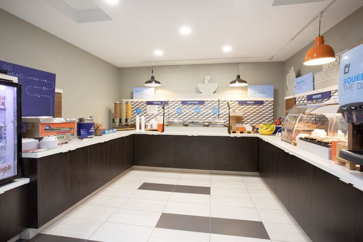 Breakfast/Coffee Service 37 of 45