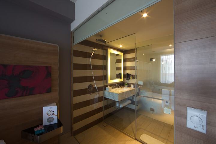 Room 19 of 57