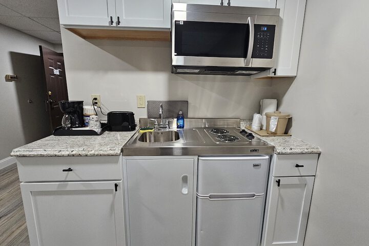 Room 2 of 29