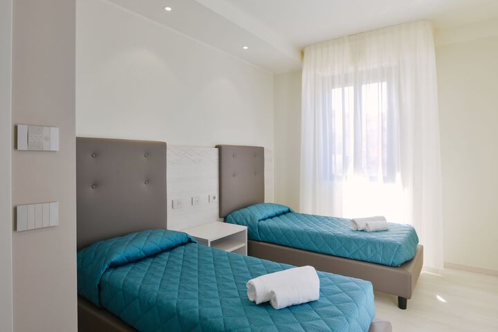 Room 20 of 114
