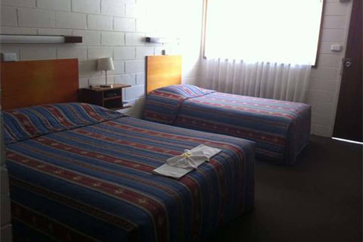 Room 3 of 14