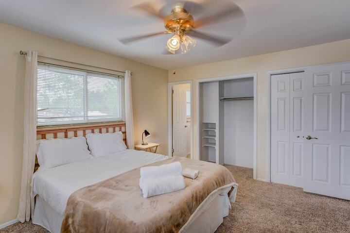 Room 6 of 62