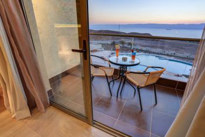 Terrace/Patio 3 of 24