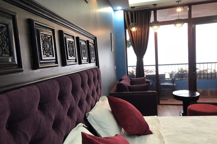 Room 6 of 72
