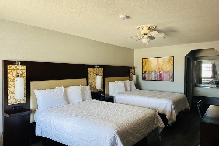 Room 6 of 23