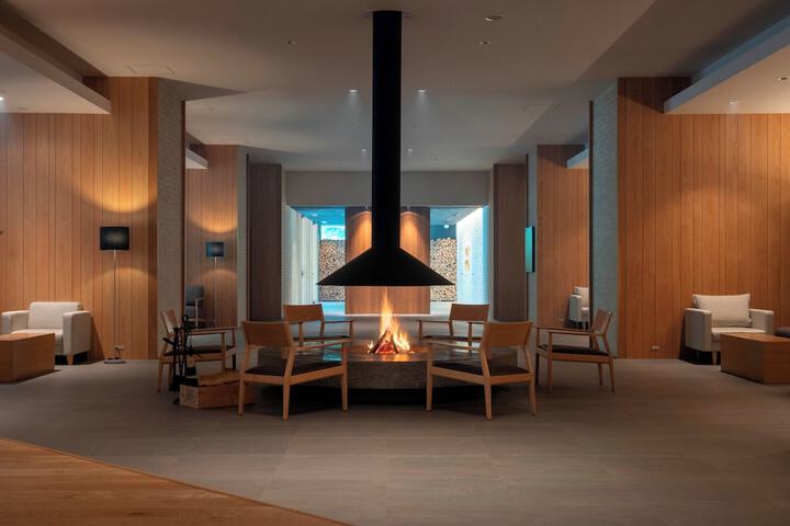 Lobby Entry