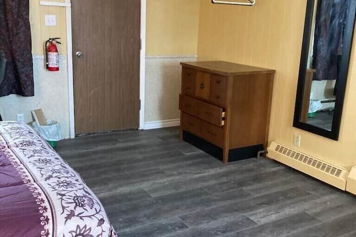 Room 22 of 42