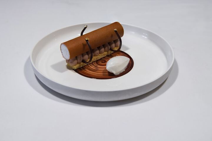 Dining 51 of 78
