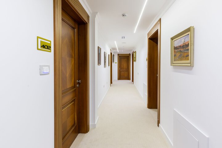 Ballroom/Hall 74 of 81