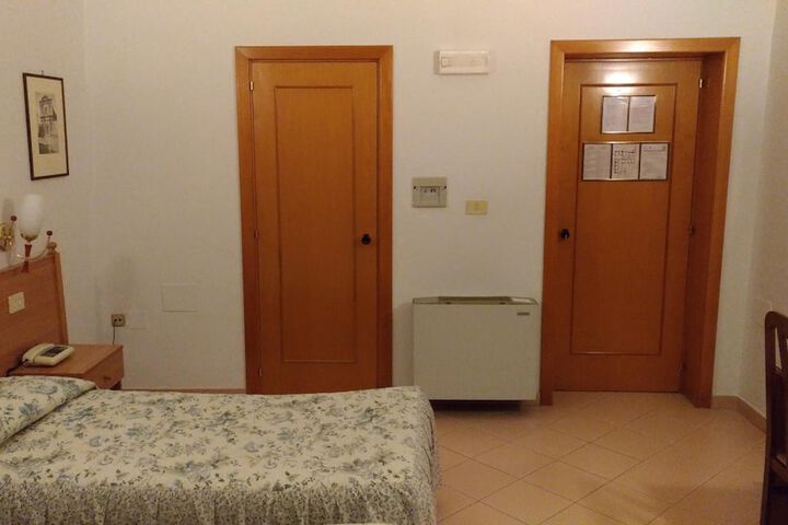 Room 14 of 57