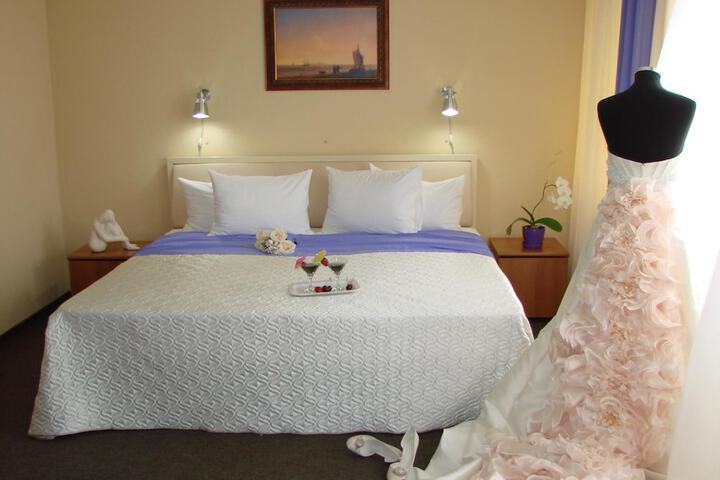 Room 20 of 53