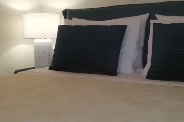 Room 15 of 78