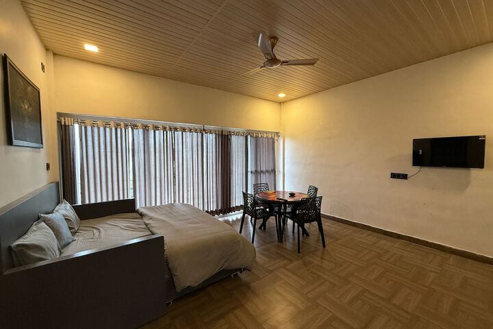 Room 3 of 22