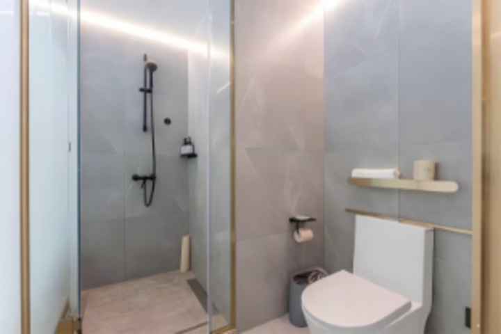 Clean Restrooms