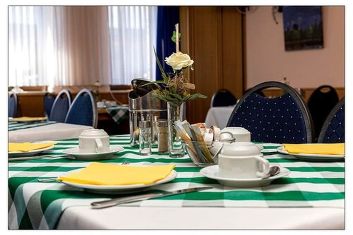 Breakfast/Coffee Service 7 of 17
