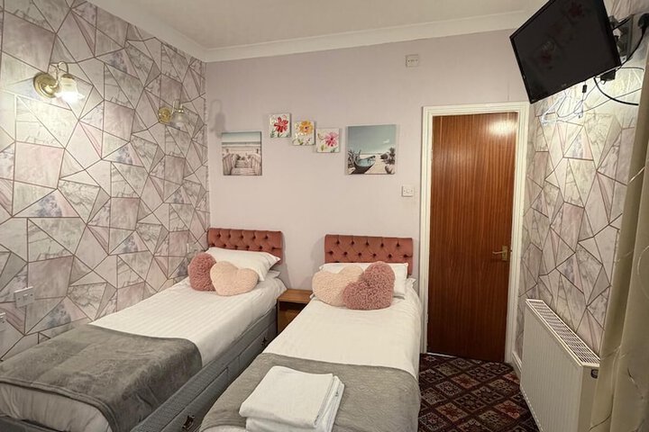 Room 20 of 42