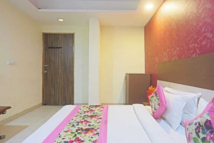 Room 15 of 51