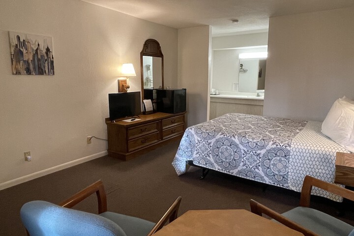 Room 41 of 69