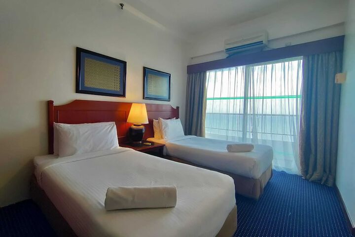 Room 68 of 650